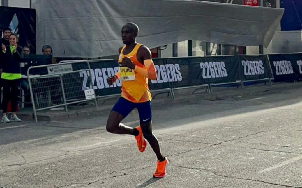 NBA2K选手刷新世界纪录，震撼全场