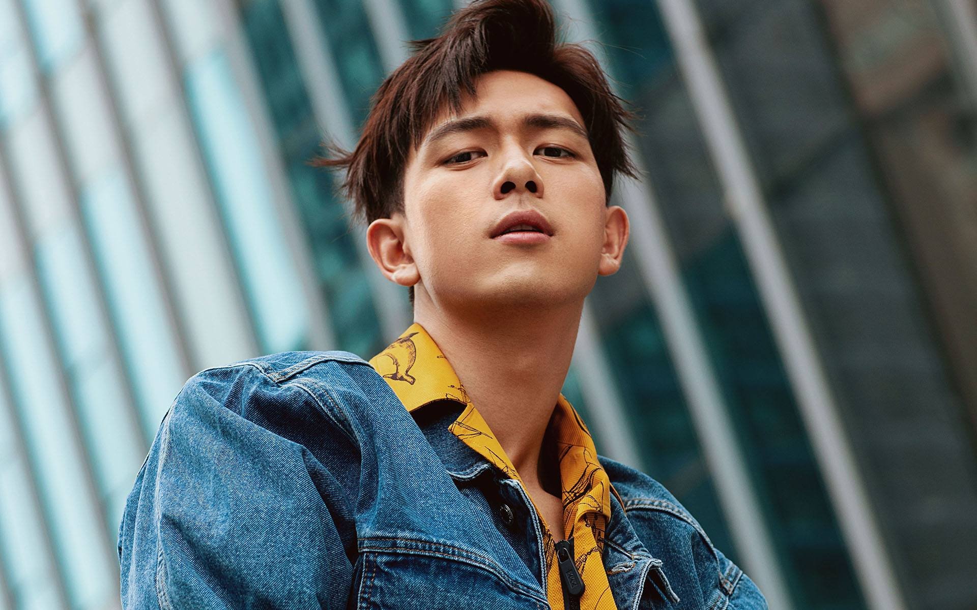 黄蜂压制深圳队?当文班亚马在维度折叠中接管比赛