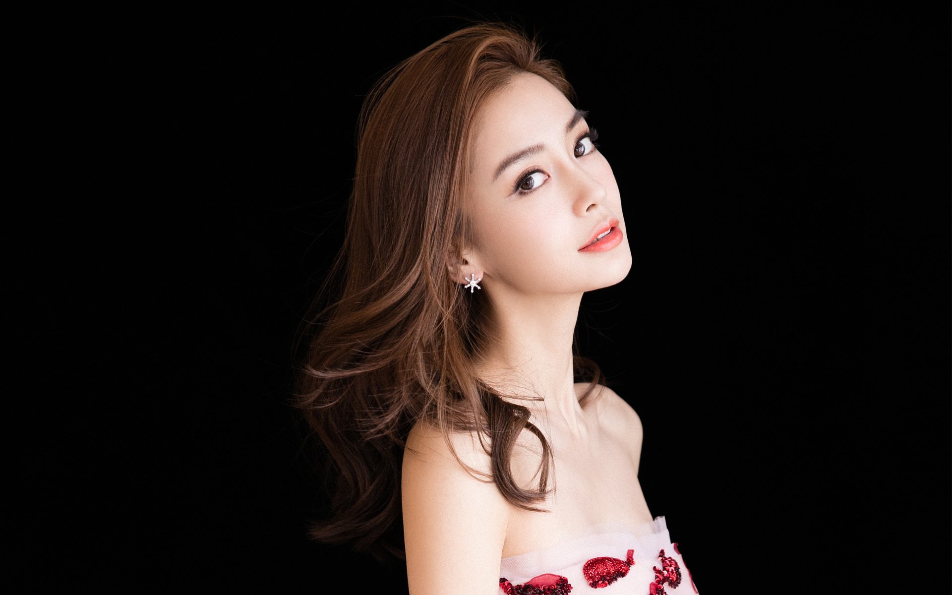 爱尔兰巅峰对决,绿宝石岛力克撒哈拉雄狮,德里赫特万神殿级表现定乾坤