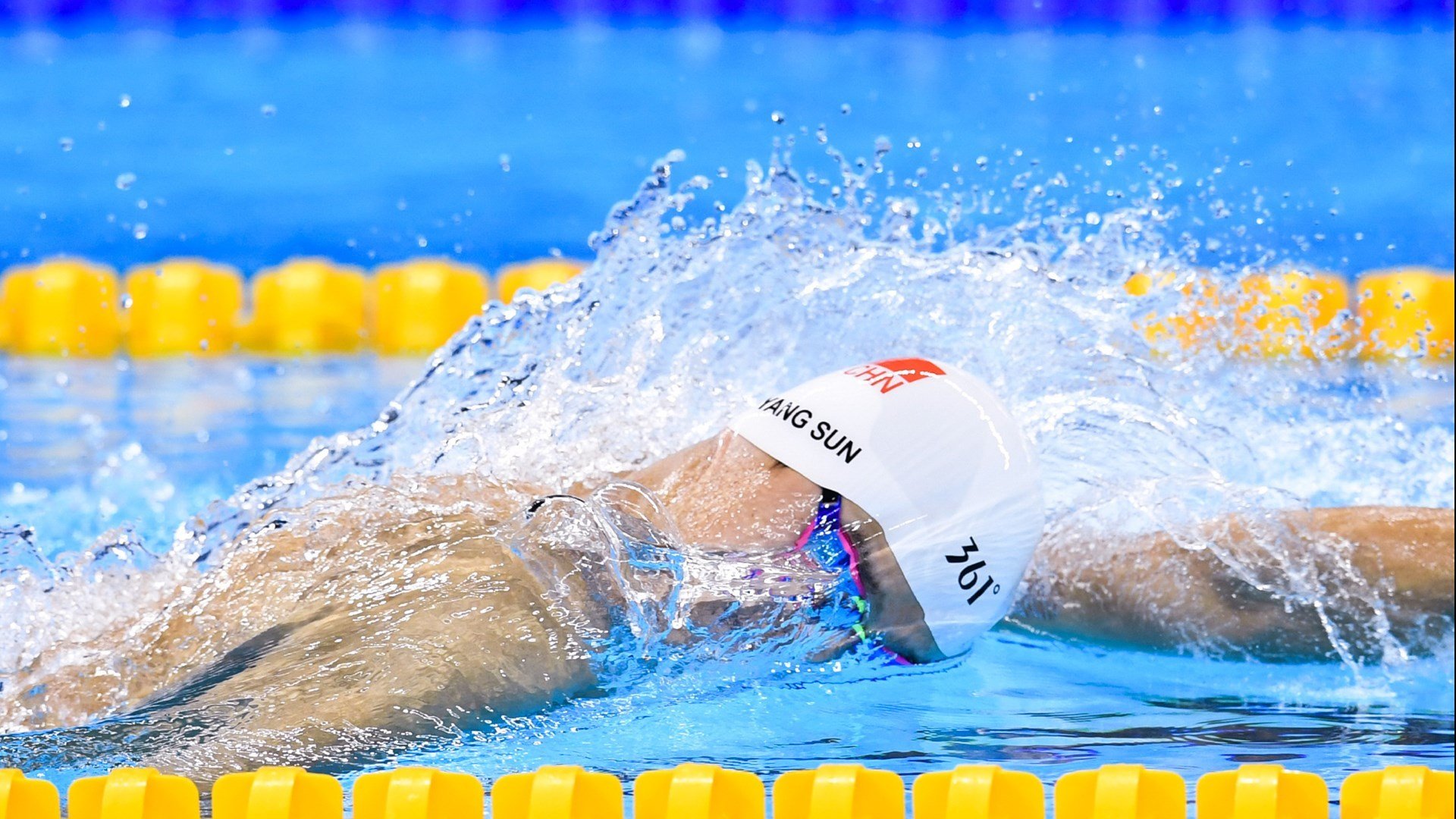 双城记,紫金浪潮与白色灯塔—决胜时刻的两种英雄主义